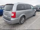 Chrysler Town & Country Touring-l Image 3