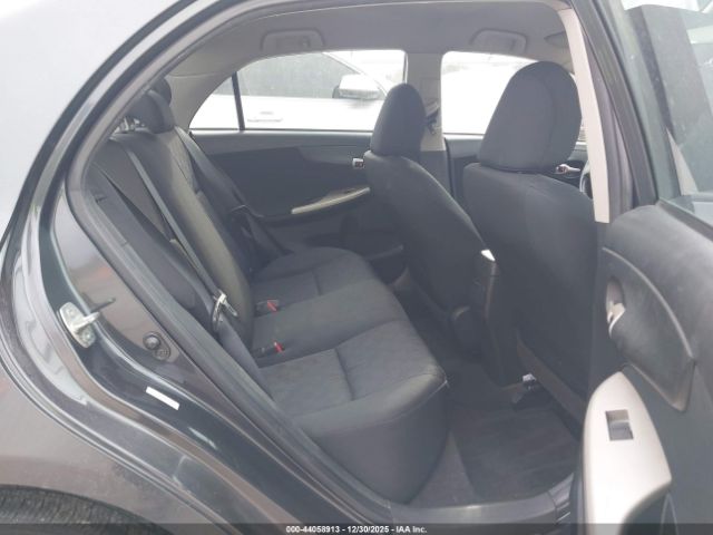 Toyota Corolla S Image 3