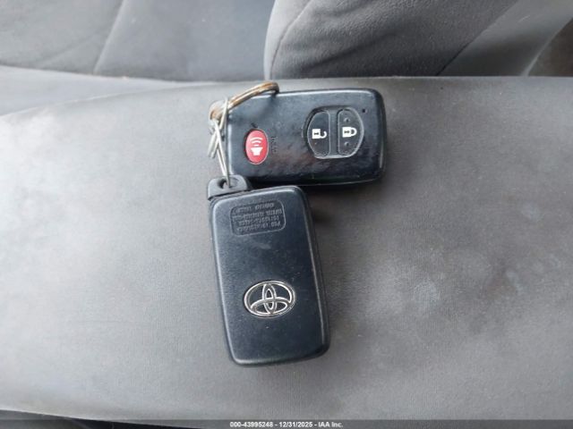 Toyota Prius Ii Image 2