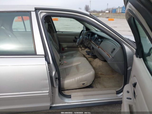 Ford Crown Victoria Lx Image 2