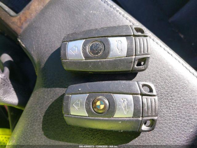 BMW 3 Series Image 12