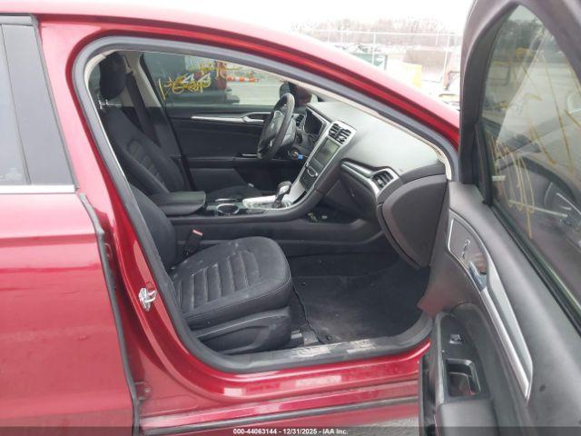 Ford Fusion Se Image 6