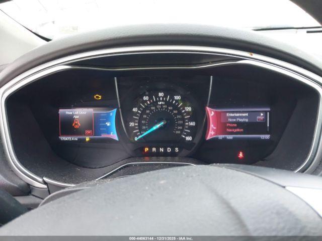 Ford Fusion Se Image 7