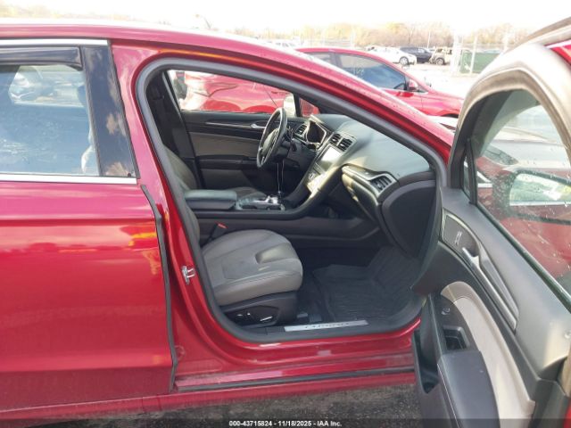 Ford Fusion Sport Image 16