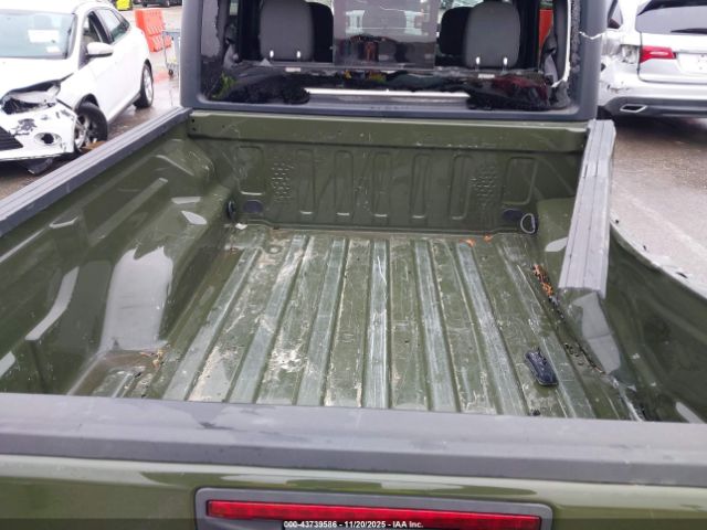 Jeep Gladiator Willys Sport 4x4 Image 14