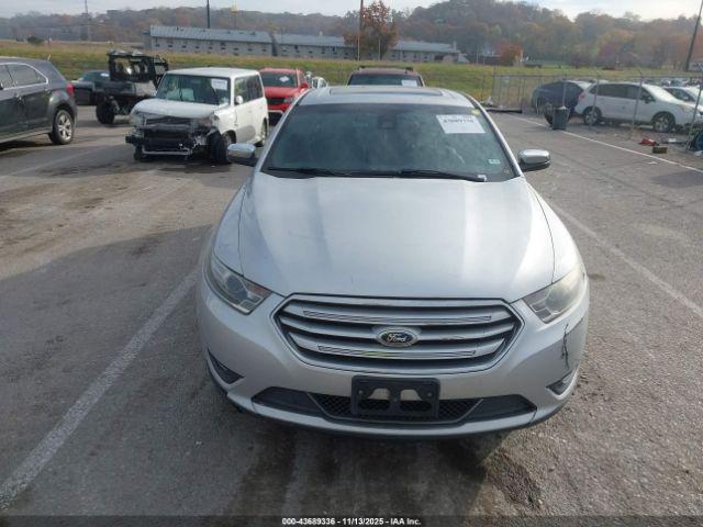Ford Taurus Limited Image 15