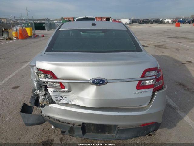 Ford Taurus Limited Image 9