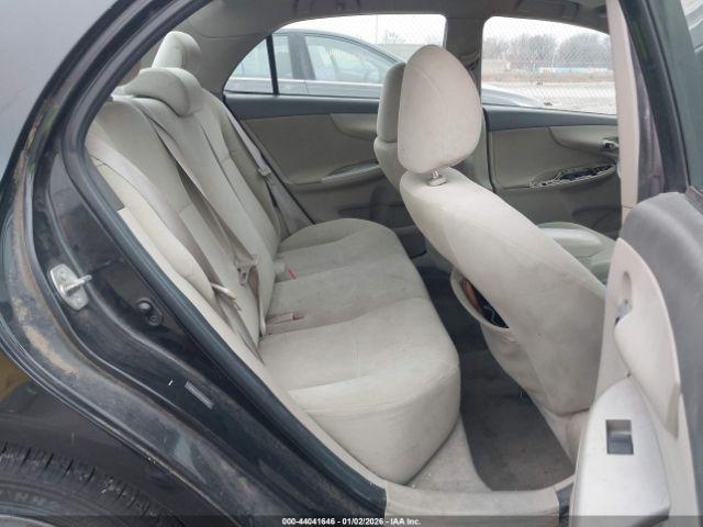 Toyota Corolla Le Image 2