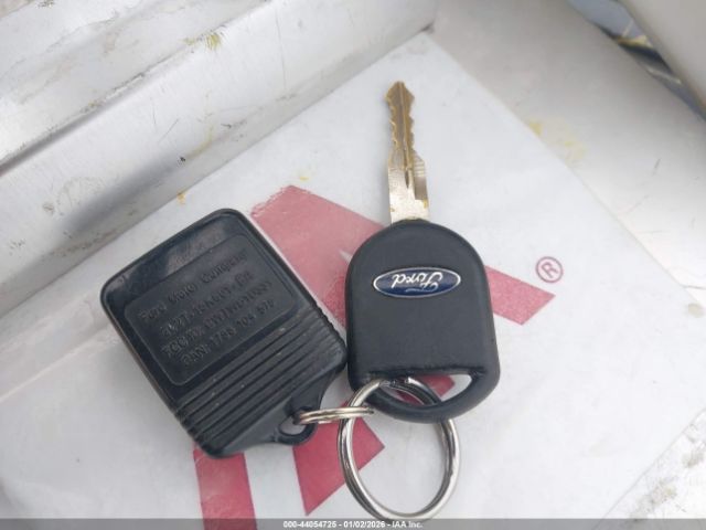 Ford Explorer Image 2