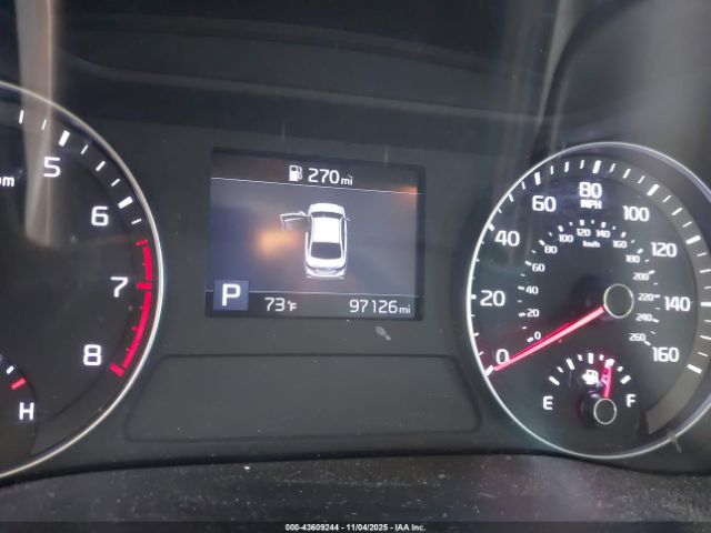 Kia Forte Fe Image 8