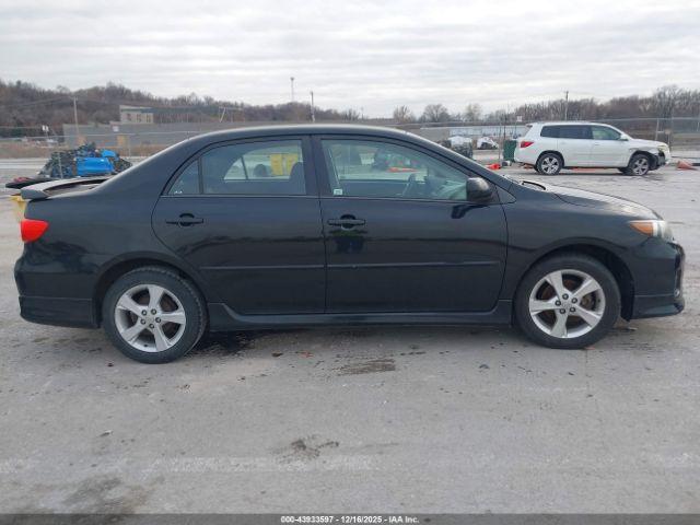 Toyota Corolla S Image 8