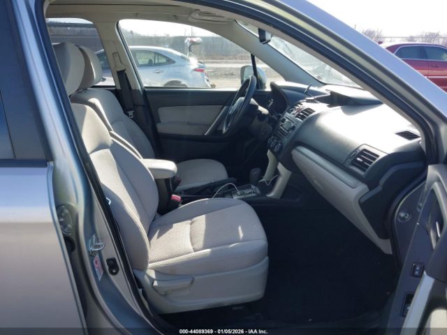 Subaru Forester 2.5i Premium Image 6