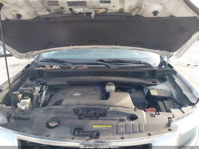 Nissan Pathfinder Sl Image 10