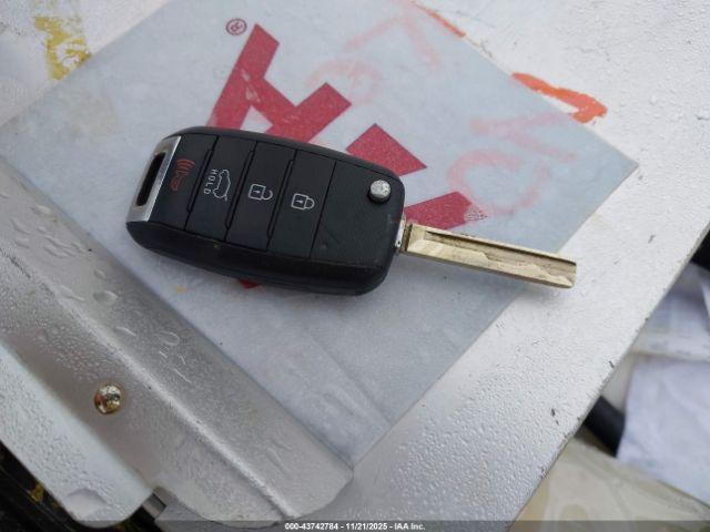 Kia Sorento 3.3l Lx Image 4