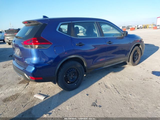 Nissan Rogue S Image 2