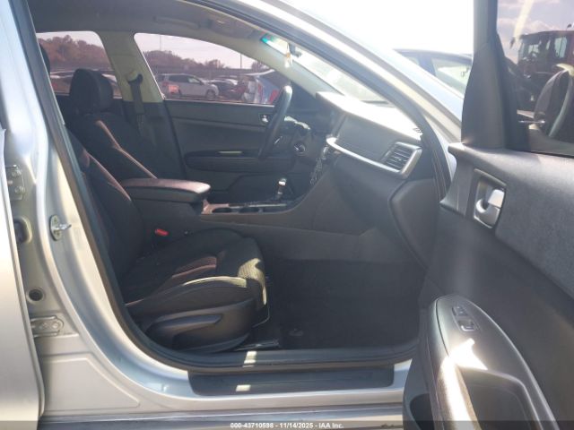 Kia Optima Lx Image 13