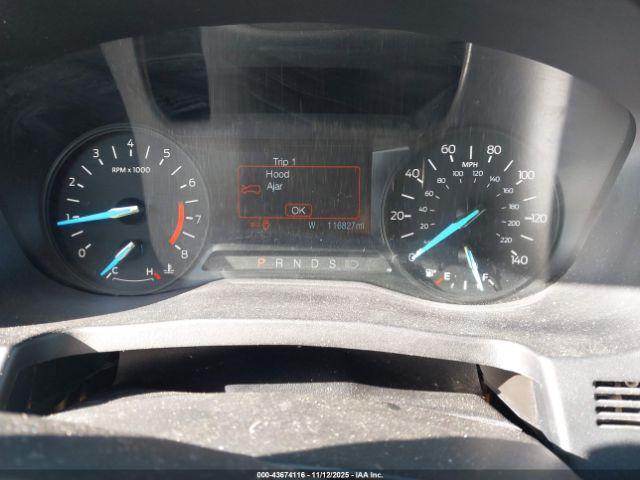 Ford Explorer Xlt Image 12