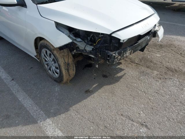 Kia Forte Fe Image 6