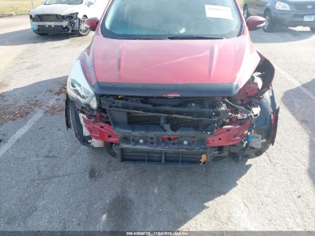 Ford Escape Titanium Image 3