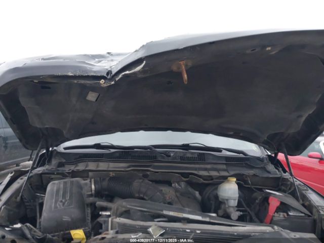 Ram 1500 Laramie Image 8