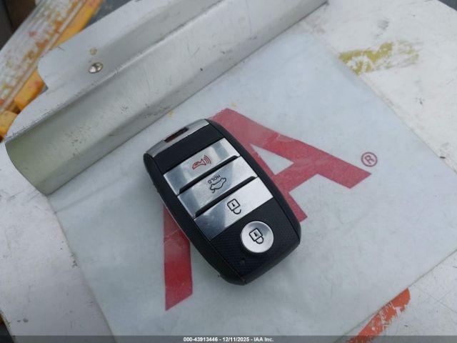 Kia Optima Ex Image 8