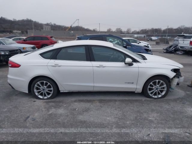 Ford Fusion Se Image 5