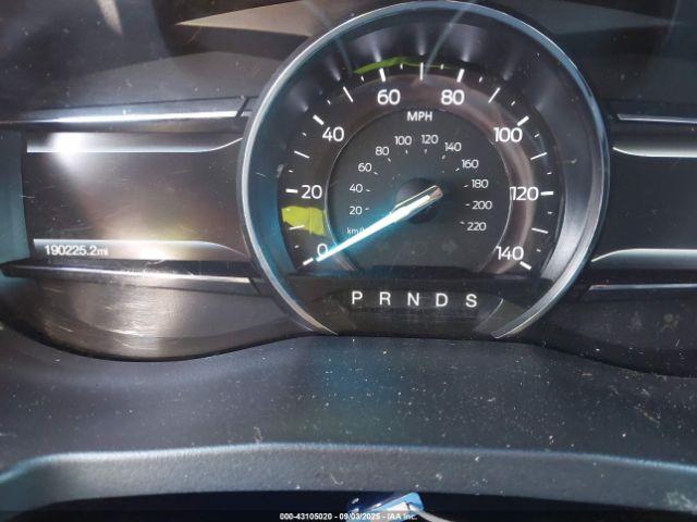 Ford Explorer Xlt Image 13