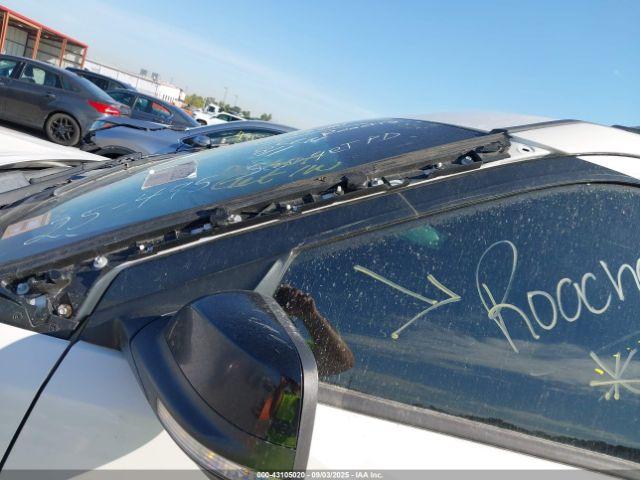 Ford Explorer Xlt Image 10