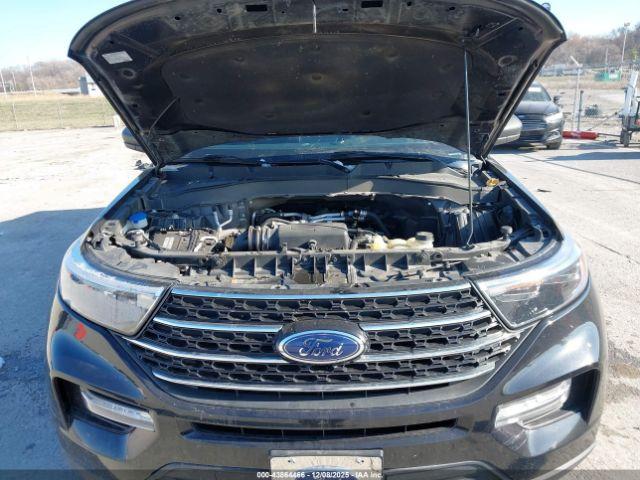 Ford Explorer Xlt Image 8