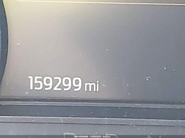 Ford Explorer Xlt Image 12