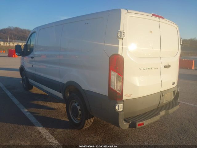 Ford Transit Image 12