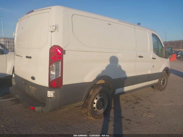 Ford Transit Image 9