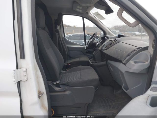 Ford Transit Image 13
