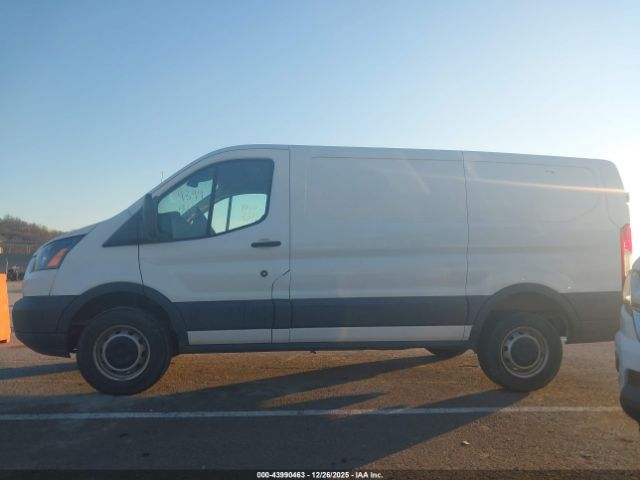Ford Transit Image 14