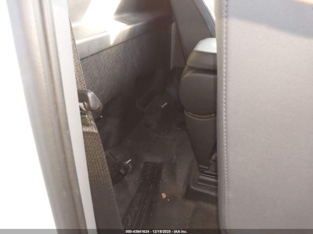 Chevrolet Silverado 1500 2wd  Standard Bed Wt Image 5