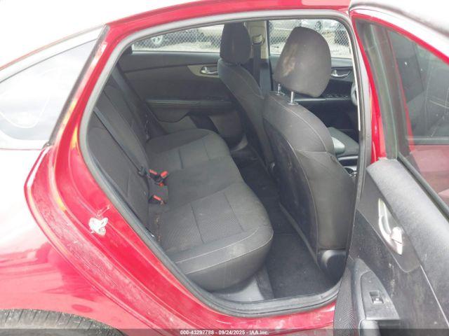 Kia Forte Lxs Image 8