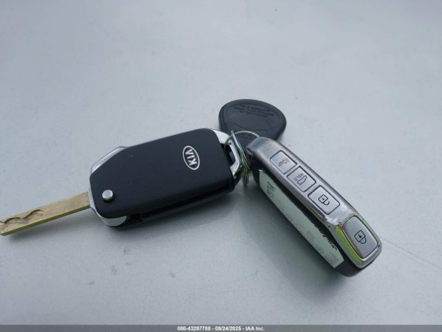 Kia Forte Lxs Image 2