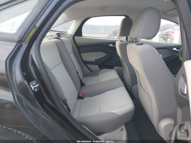 Ford Focus Se Image 9