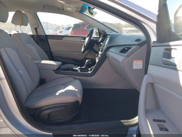 Hyundai SONATA Se Image 3