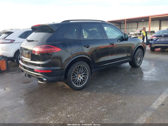 Porsche Cayenne Platinum Edition Image 17