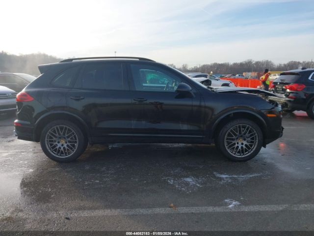 Porsche Cayenne Platinum Edition Image 2