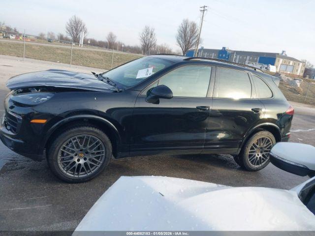 Porsche Cayenne Platinum Edition Image 16