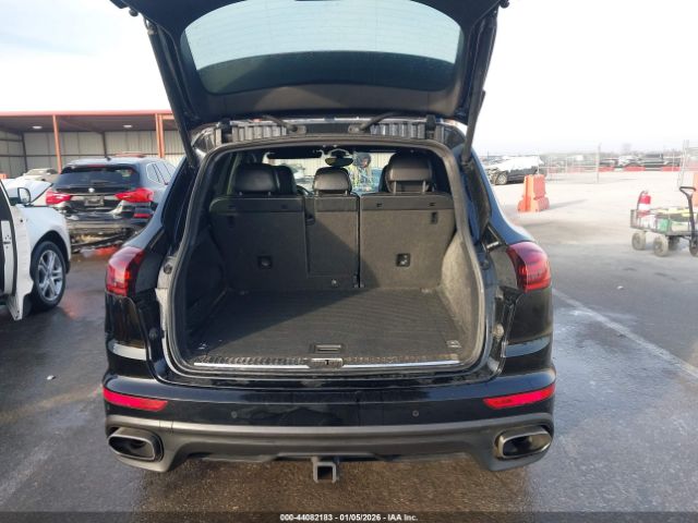 Porsche Cayenne Platinum Edition Image 6