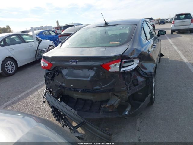 Ford Fusion Se Image 4