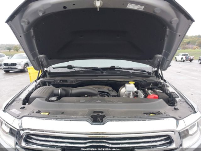 Ram 1500 Laramie  4x4 5'7 Box Image 9