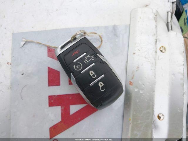 Ram 1500 Laramie  4x4 5'7 Box Image 7