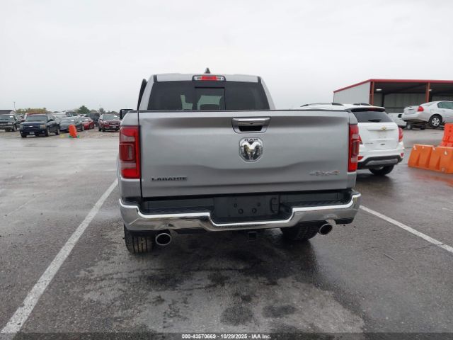 Ram 1500 Laramie  4x4 5'7 Box Image 13