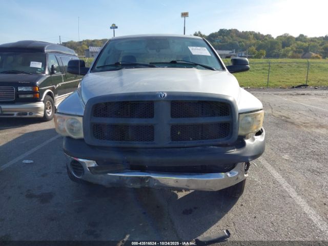 Dodge Ram 2500 Image 2