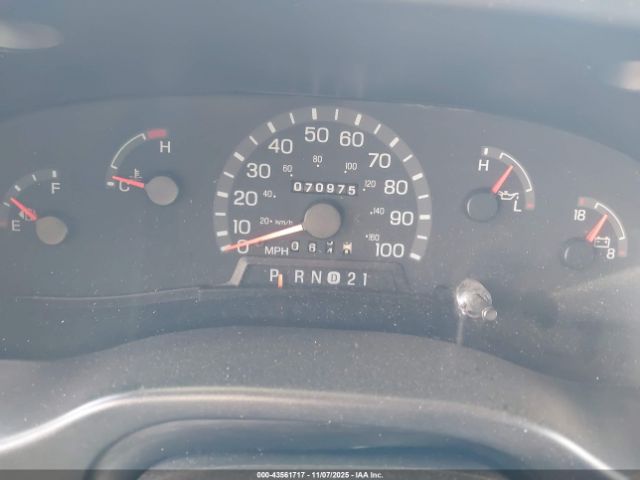 Ford Econoline E350 Cutaway Van Image 10