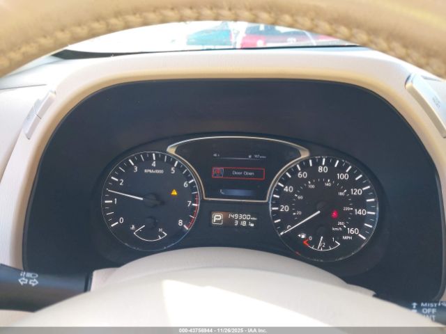 Nissan Pathfinder Sl Image 3